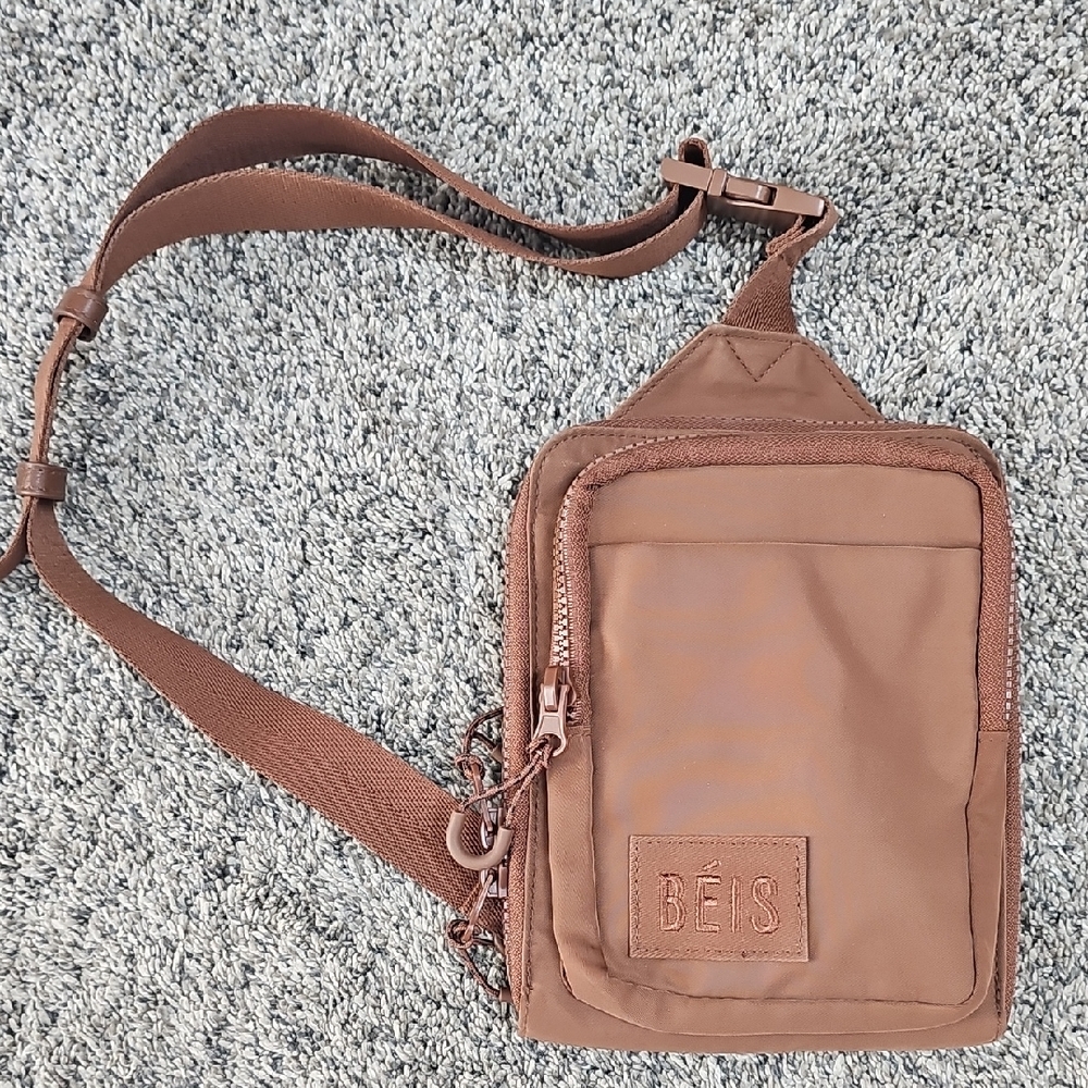 BEIS The Sport Sling In Maple